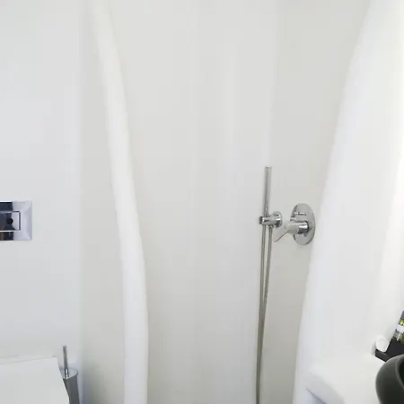 King's 3* Kamári