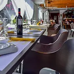 King's Hotel 3*