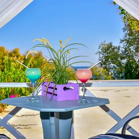 King's Hotel Kamári