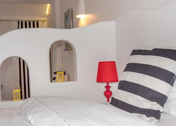 King's Kamari (Santorini)