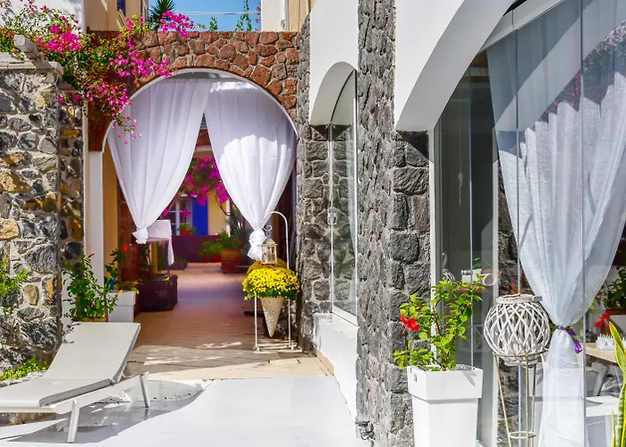 Hotel King's Kamari (Santorini)