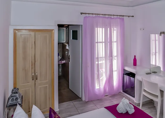 King's Kamari (Santorini)