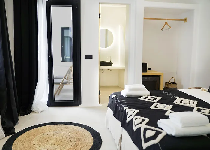 King's Hotel Kamári