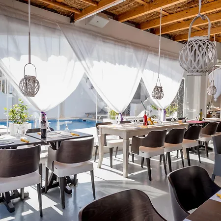 国王套房酒店 Kamári