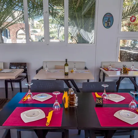 国王套房酒店 Kamári