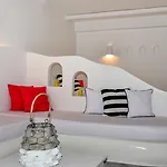 King's 3* Kamari (Santorini)